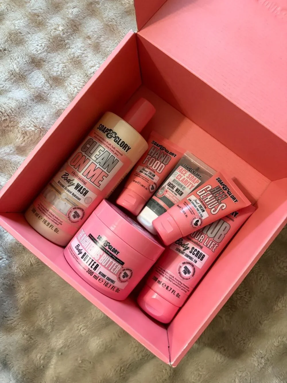 SOAP AND GLORY FEELING SPA-STRUCK GLOBAL MEGA SPA GIFT SET NEW